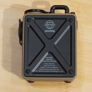 【動作確認済】新品同様 ミューゼン（muzen）WILD MINI ポータブル BLUETOOTH スピーカー フィールドギア Desert yellow ライト機能付き [送料無料]