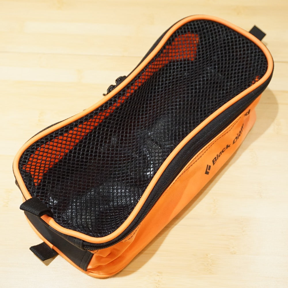 美品 BlackDiamond　Crampon Bag 収納ケース　ギアケース　アイゼンケース　蓋部分が丈夫なメッシュ　登山用品 [送料無料]