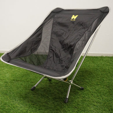 美品 エーライト（ALITE） マンティスチェア YN21302 テーブル・チェア 　アウトドアチェア コンパクトに収納　ソロキャンプ  ツーリング [1/5値下げ]
