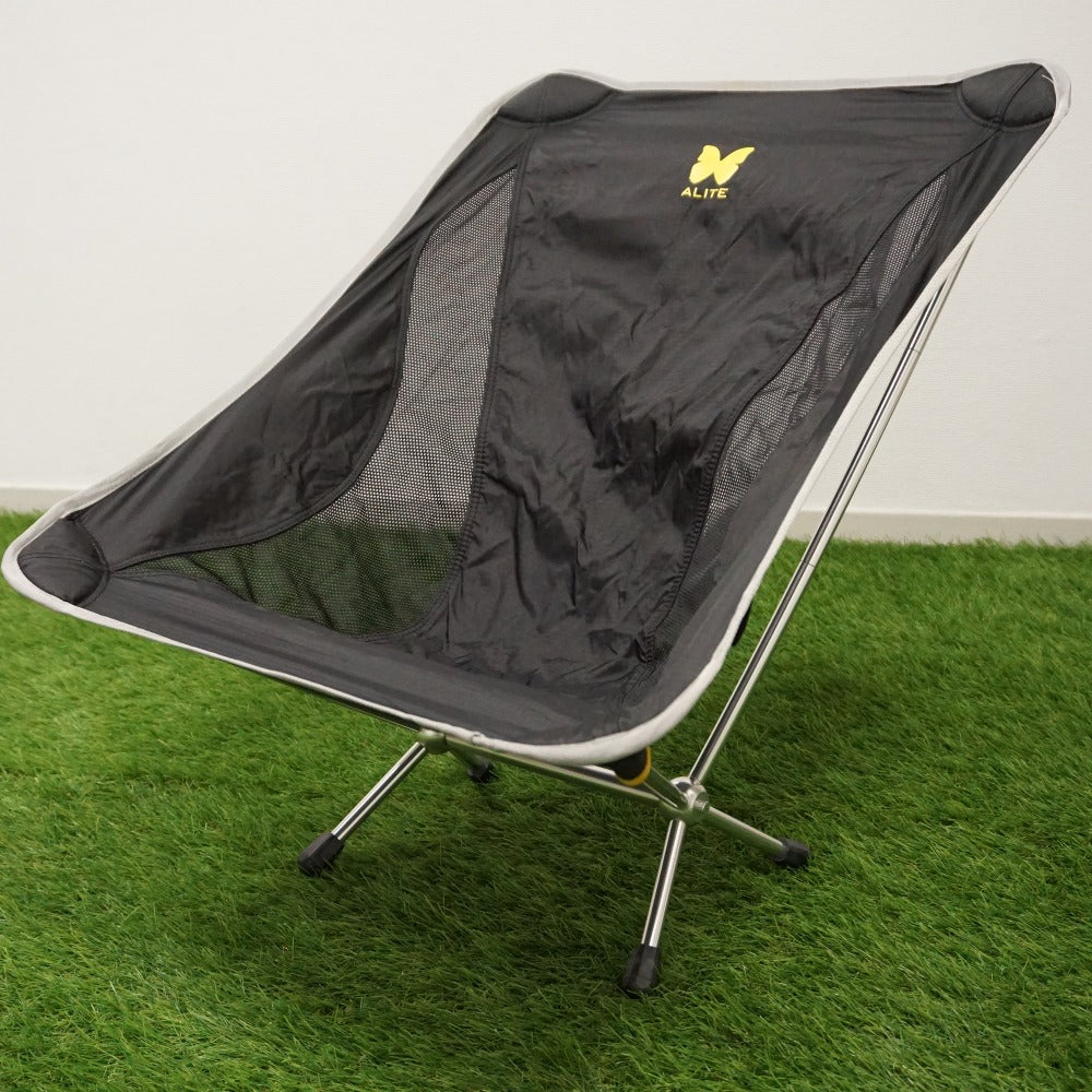 美品 エーライト（ALITE） マンティスチェア YN21302 テーブル・チェア 　アウトドアチェア コンパクトに収納　ソロキャンプ  ツーリング [1/5値下げ]