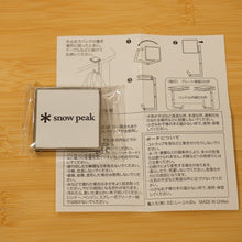 画像をギャラリービューアに読み込む, 未使用 スノーピーク（snow peak） バッグハンガー フィールドギア　ノベルティ　HQ完成記念品　机に置くだけ　便利な携帯バッグ掛け [送料無料]