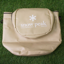 画像をギャラリービューアに読み込む, 美品 スノーピーク（snow peak） ソフトクーラー11 FP-111 クーラー・保温 11L 旧品番 クーラーバッグ クーラーボックス　保冷　アウトドア・キャンプ [送料無料]