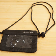 画像をギャラリービューアに読み込む, 美品 スノーピーク（snow peak） マイクロサコッシュ BG-002 フィールドギア　サコッシュ 廃盤品 希少　IDカードや定期入れに [送料無料]