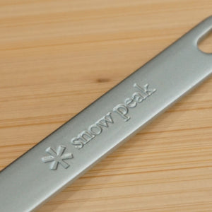 【希少・入手困難】美品 スノーピーク（snow peak） チタン先割れスプーン ロイヤルエンゲージメント ケース付き テーブルウェア 限定品 非売品 [送料無料]