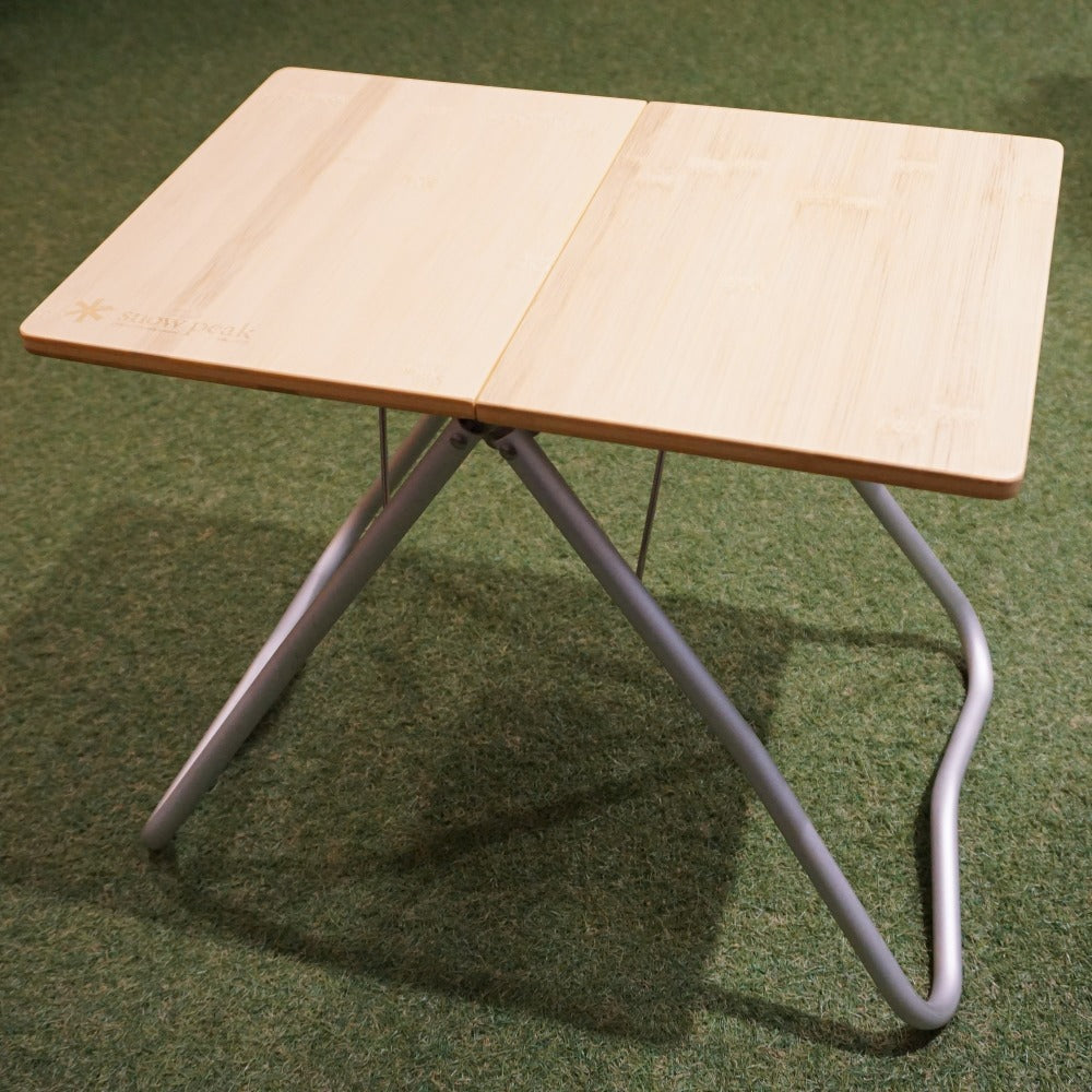 美品 
 スノーピーク【snow peak】 Myテーブル竹 LV-034T テーブル・チェア