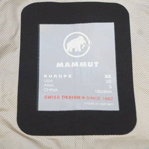 美品 
 マムート【Mammut】 フーデットジャケット 1010-28660 マイクロレイヤーハードシェル ジャケット
 ブラック レディース