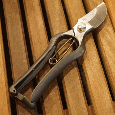 美品 
 スノーピーク【snow peak】 フィールド剪定ばさみ200 PG-290 フィールドギア