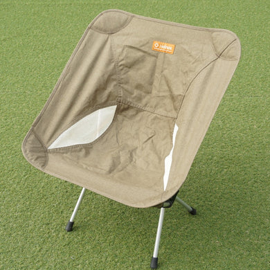 美品 
 ヘリノックス【Helinox】 チェアワン バイタルコレクション 182243 テーブル・チェア
 カーキ