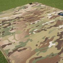 画像をギャラリービューアに読み込む, 美品 
 ヘリノックス【Helinox】 テーブルワンハードトップ テーブル・チェア
 カモ柄