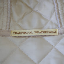 画像をギャラリービューアに読み込む, キルティング コート 122BA-2009A TRADITIONAL WEATERWEAR コート
 ホワイト レディース