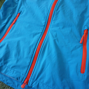 美品 
 マムート【Mammut】 ソフテックタフライトジャケット 1010-16280 ジャケット
 ‎Pacific Blue レディース