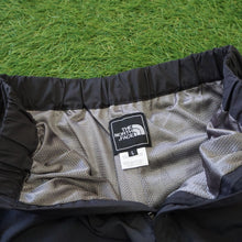 画像をギャラリービューアに読み込む, 美品 
 ザ・ノースフェイス【THE NORTH FACE】 防寒パンツ パンツ
 グレー