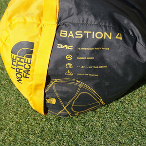 美品 
 ザ・ノースフェイス【THE NORTH FACE】 バスティオン4  NV22154 BASTION テント
 サミットゴールド