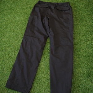 美品 
 レインパンツ マンシングウェア(Munsingwear)  GORE-TEX パンツ
 ブラック ユニセックス