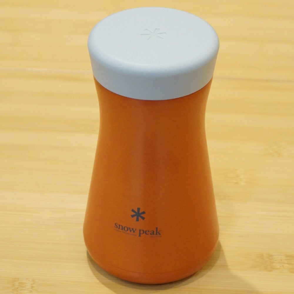 美品 
 スノーピーク【snow peak】 ステンレス真空ボトル  タイプT350 TW-350OR テーブルウェア
 オレンジ