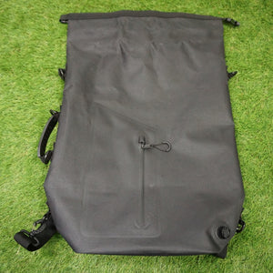 新品同様 
 スノーピーク【snow peak】 4WAY Waterproof DRY Bag UG-376BK バッグ＆コンテナー
 [送料無料]