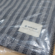 画像をギャラリービューアに読み込む, 未使用 スノーピーク（snow peak） Cotton HerringboneST CushionCover クッションカバー UO-AC-20AU001NV フィールドギア コットンヘリンボーン柄 ネイビー [送料無料]