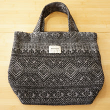 画像をギャラリービューアに読み込む, 未使用 スノーピーク（snow peak） Shetland Cotton JQ Tote Bag シェットランドコットン ジャガード トートバッグ UO-AC-20AU008GY トートバッグ