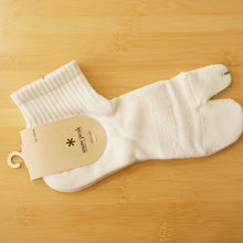 画像をギャラリービューアに読み込む, 未使用 スノーピーク（snow peak） Mid Tabi Sox ミッド足袋ソックス M White UG-693WH 靴下 足袋型 ソックス ホワイト 白 L字型